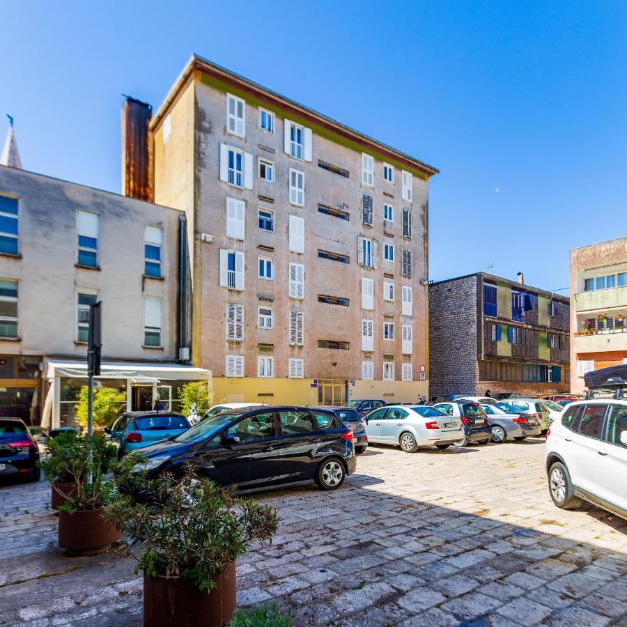 Bobo Central 2Br Apartment Zadar Luaran gambar