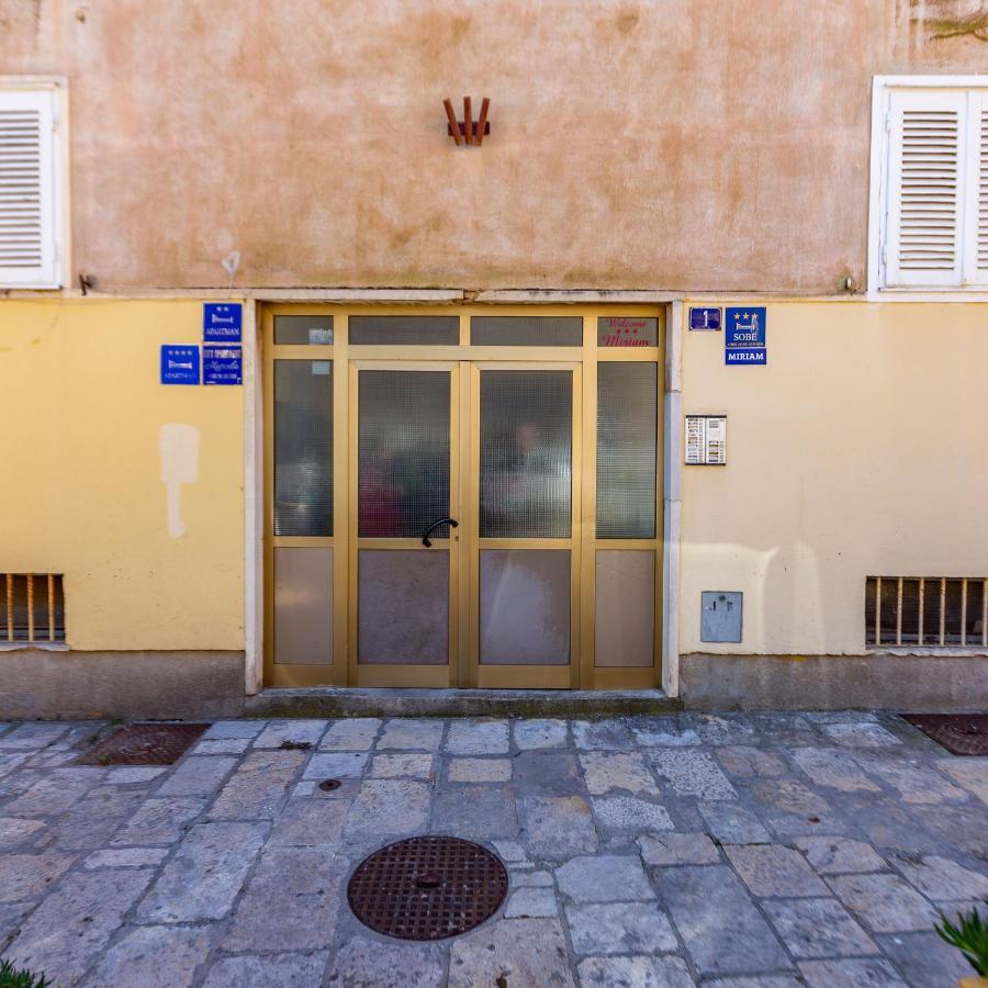 Bobo Central 2Br Apartment Zadar Luaran gambar